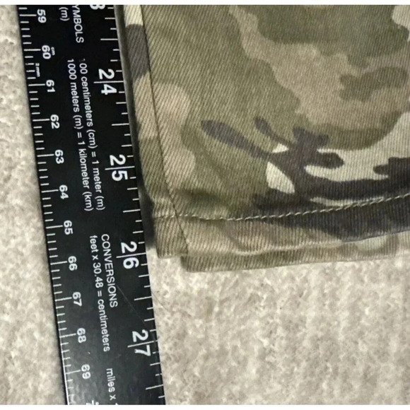 NWT RAMY BROOK Size 24 Army Camo Denim Jeans Katie 8” Low Rise Double Button - Picture 5 of 10